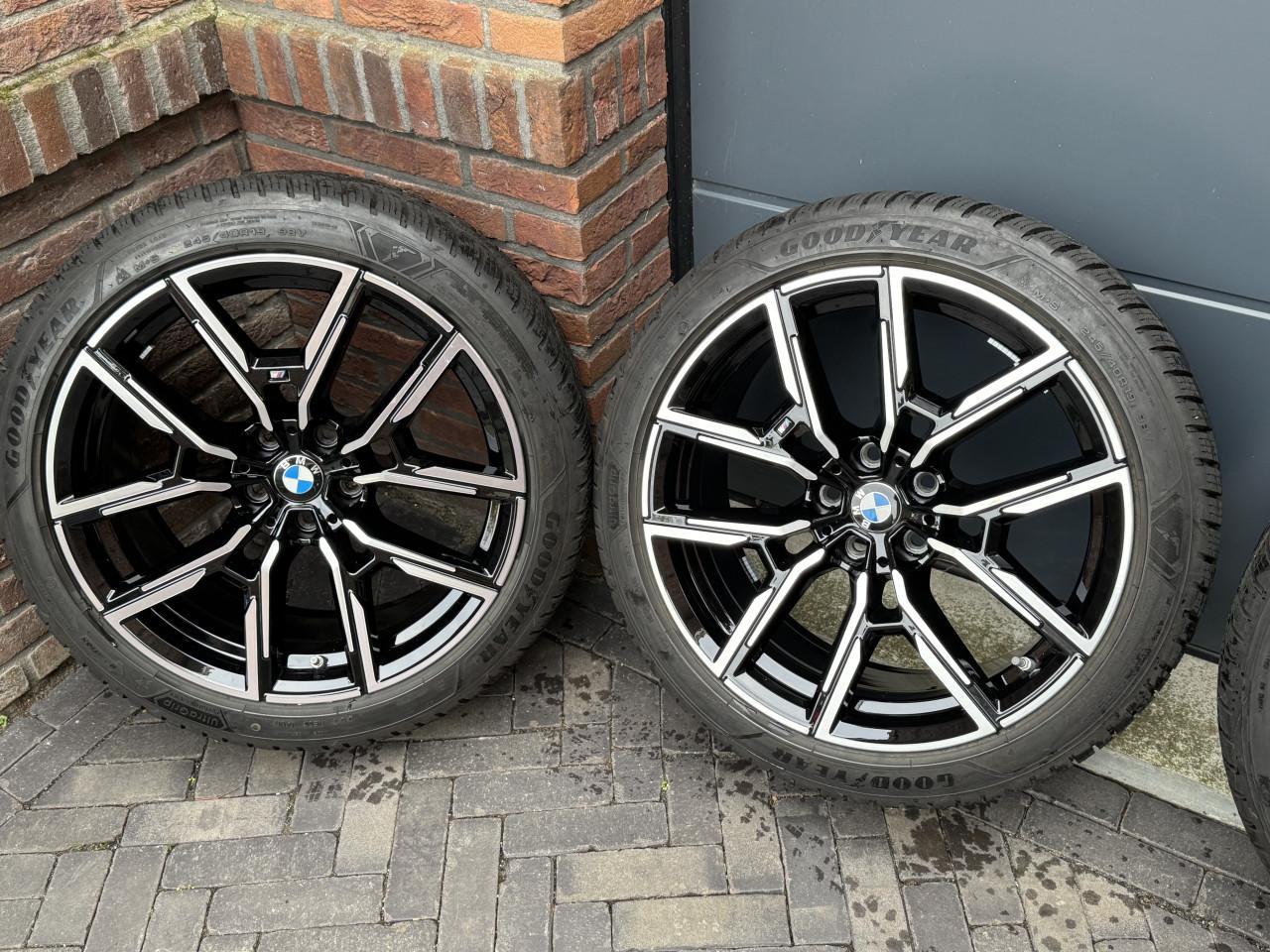 BMW i4 Winterbanden M748 Style Breedset