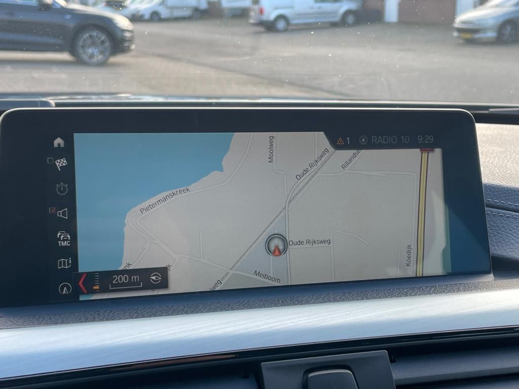 BMW 3-serie touring 318i luxury edition