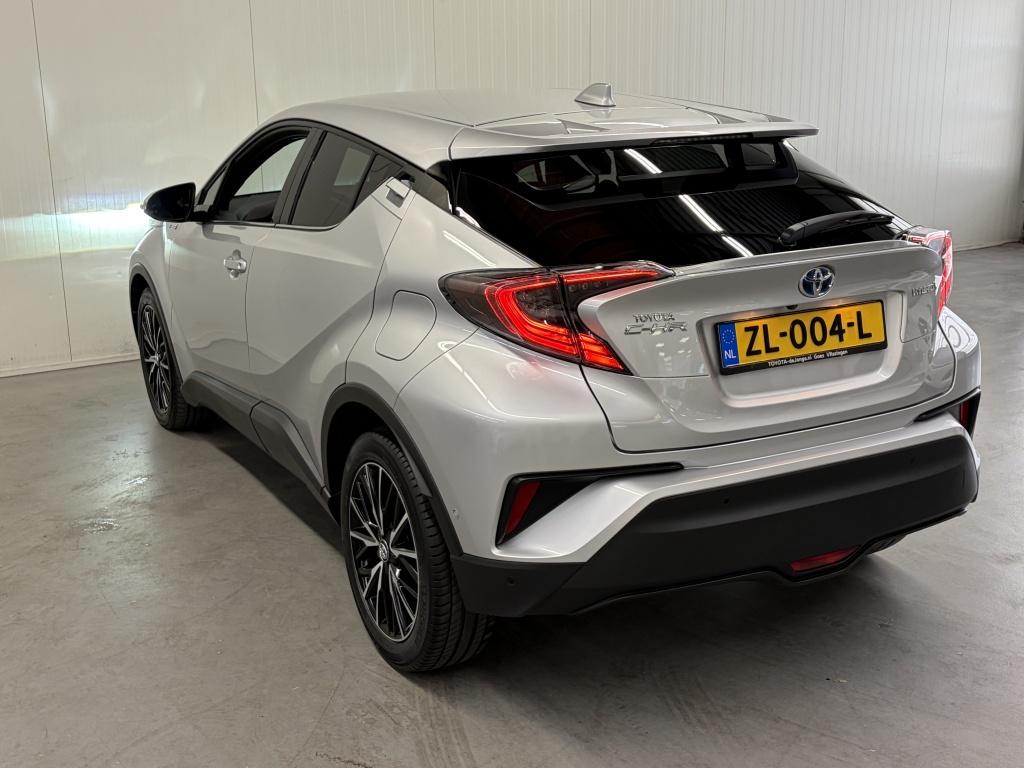 Toyota C-hr 1.8 hybrid executive| camera| jbl| adap.cruise| stoel+ stuur.ve