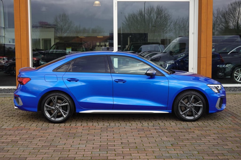 Audi S3 limousine 2.0 tfsi 310 pk ! quattro