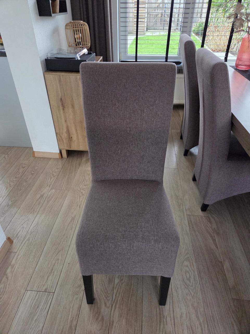 Eettafel + 6 stoelen