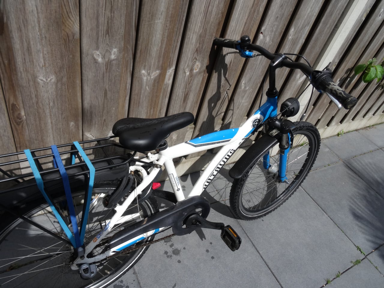 🚲 Batavus Snake Jongensfiets – 24 inch – 3 Versnellingen – Wit/Blauw 💙
