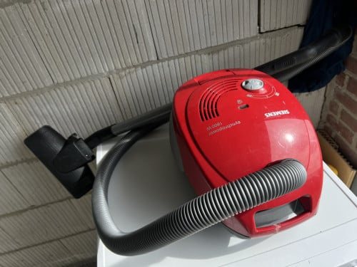 Siemens Stofzuiger 1800 watt weinig gebruikt. Schoon