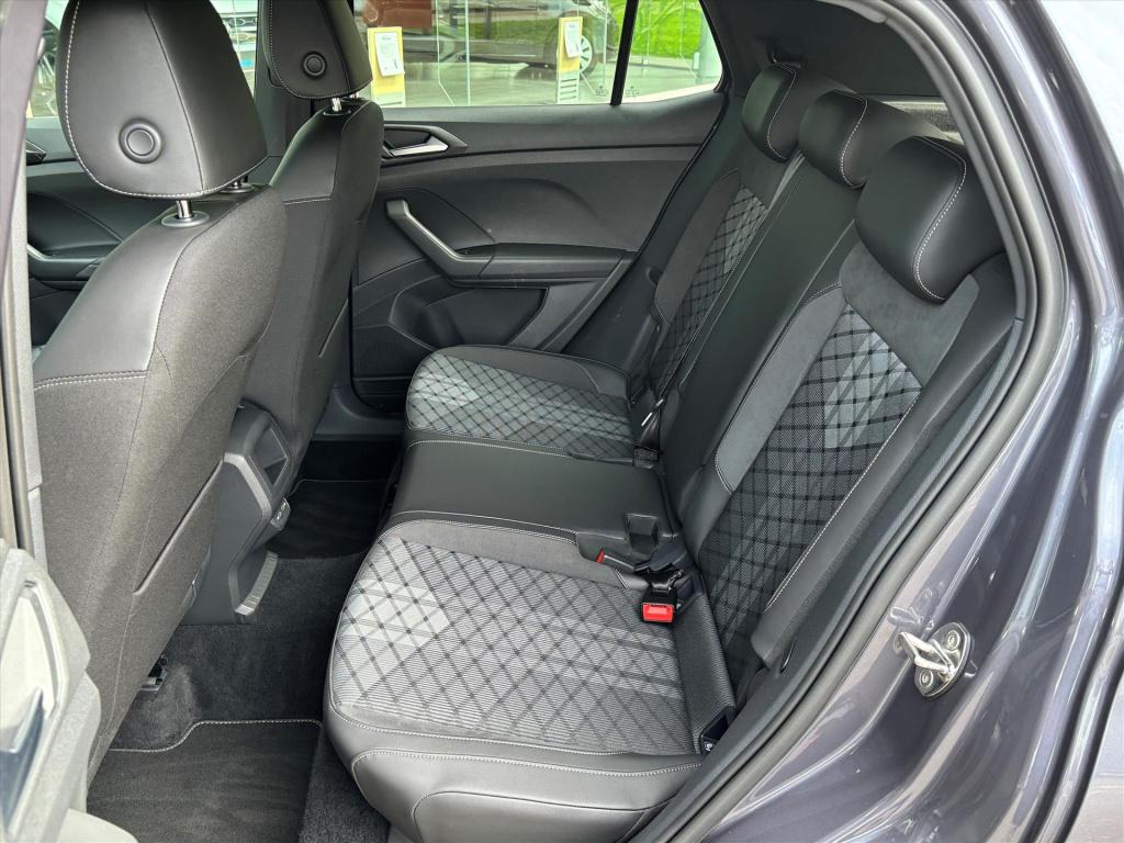 Volkswagen T-cross 1.5 tsi 150pk dsg-7 r-line|black style| dodehoek| navi|t