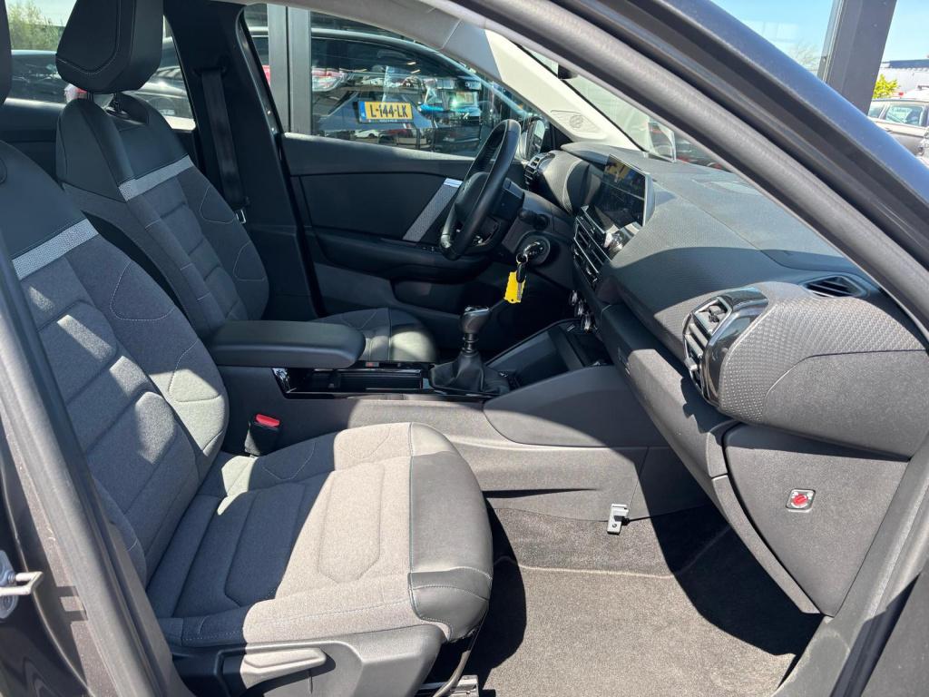 Citroen C4 130pk s&s feel, hud