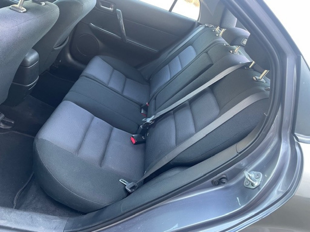 Mazda 6 2.0i