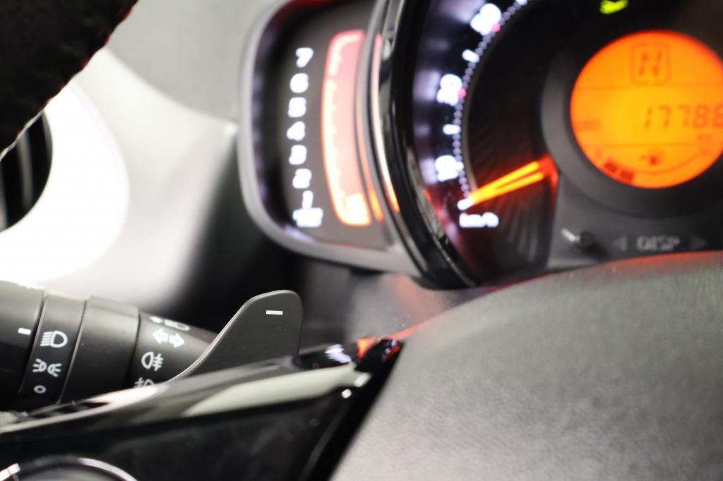 Toyota Aygo 1.0 vvt-i x-joy automaat