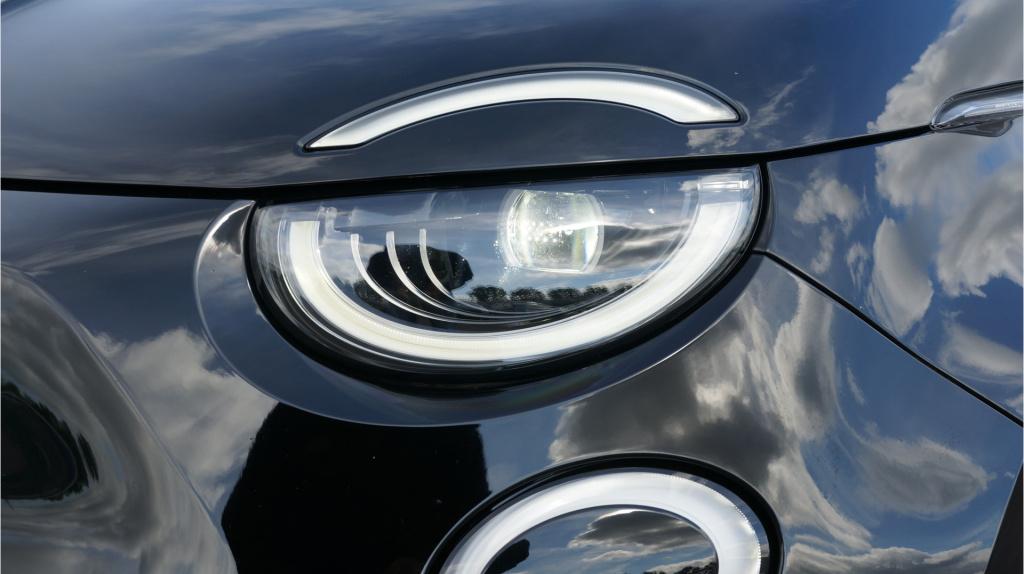 Fiat 500e c icon 42 kwh rijklaar incl garantie soh 94.4%