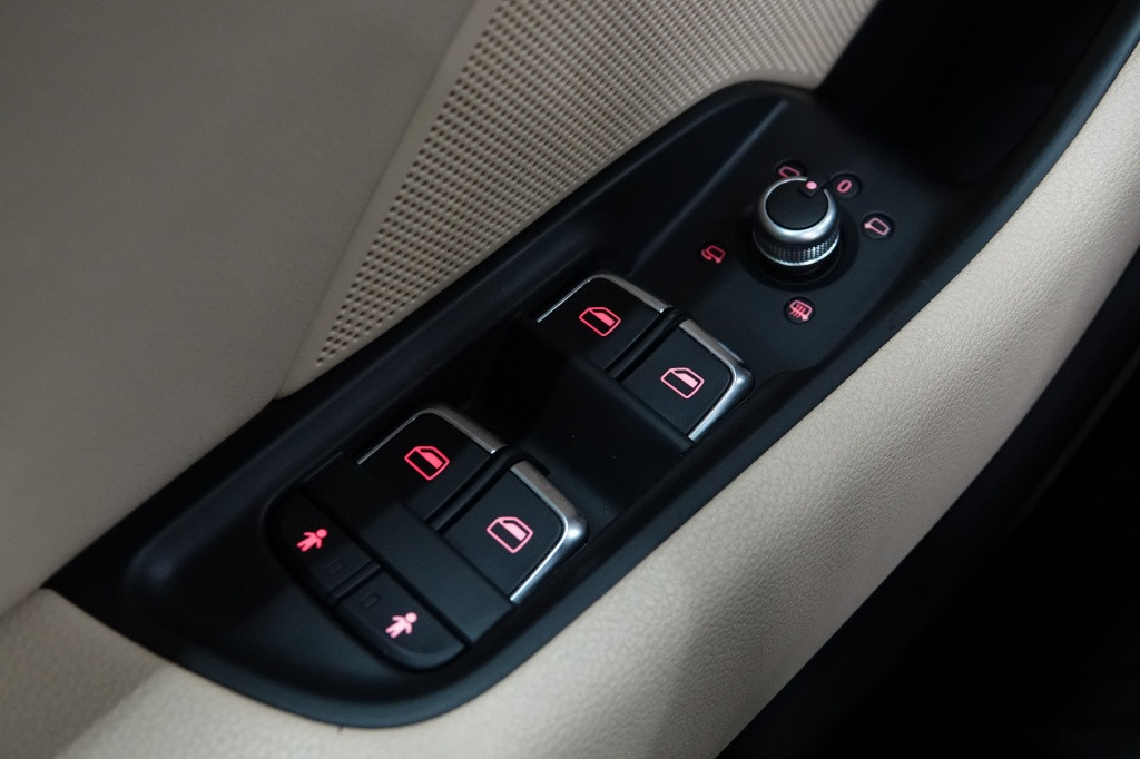 Audi A3 sportback 1.8 tfsi | pano | acc | lane assist | camera |