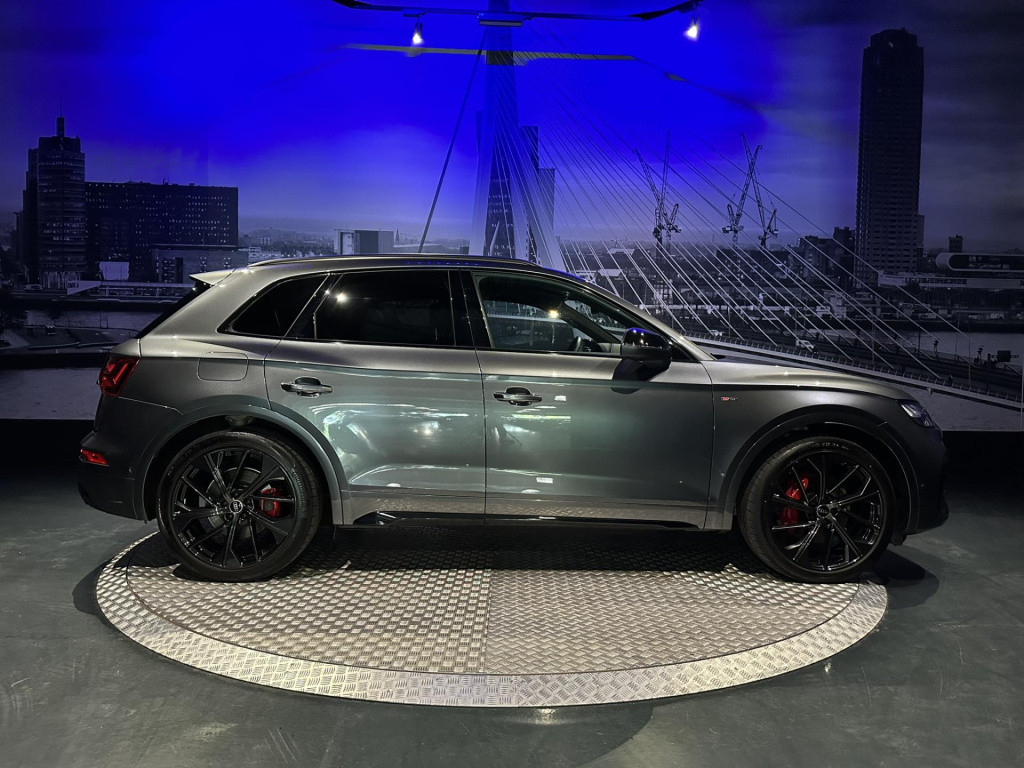Audi Q5 55 tfsi e quattro competition *luchtvering*hud*pano*b&o*