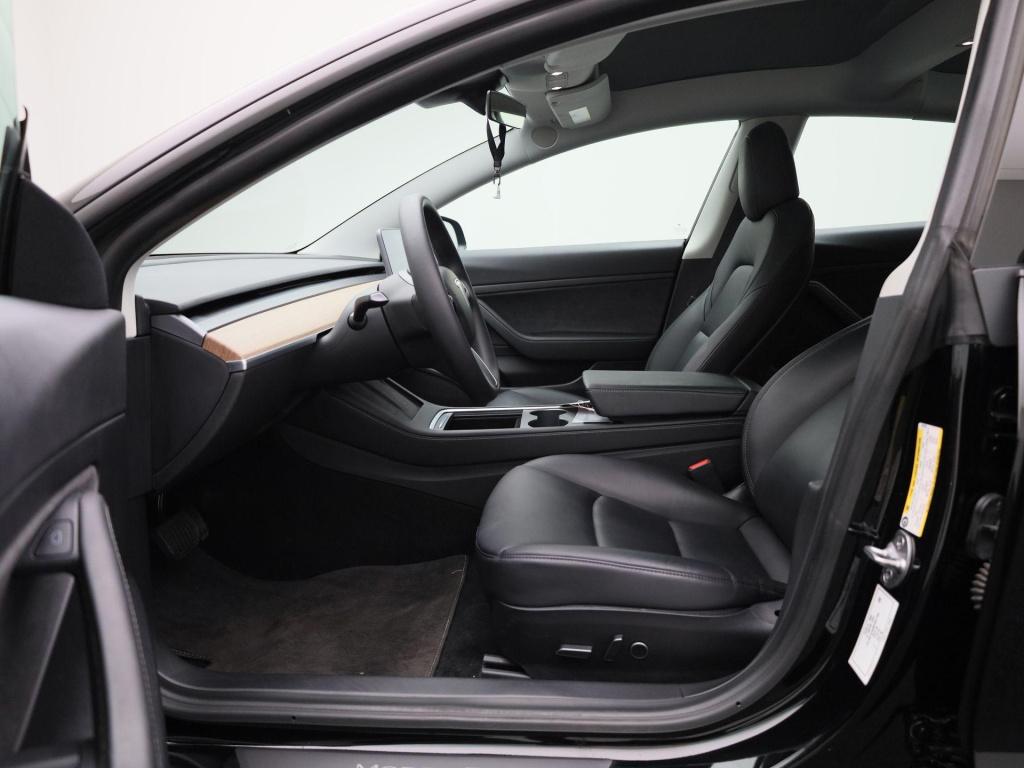 Tesla Model 3 standard rwd plus 60 kwh | automaat | panorama dak | stoel ve
