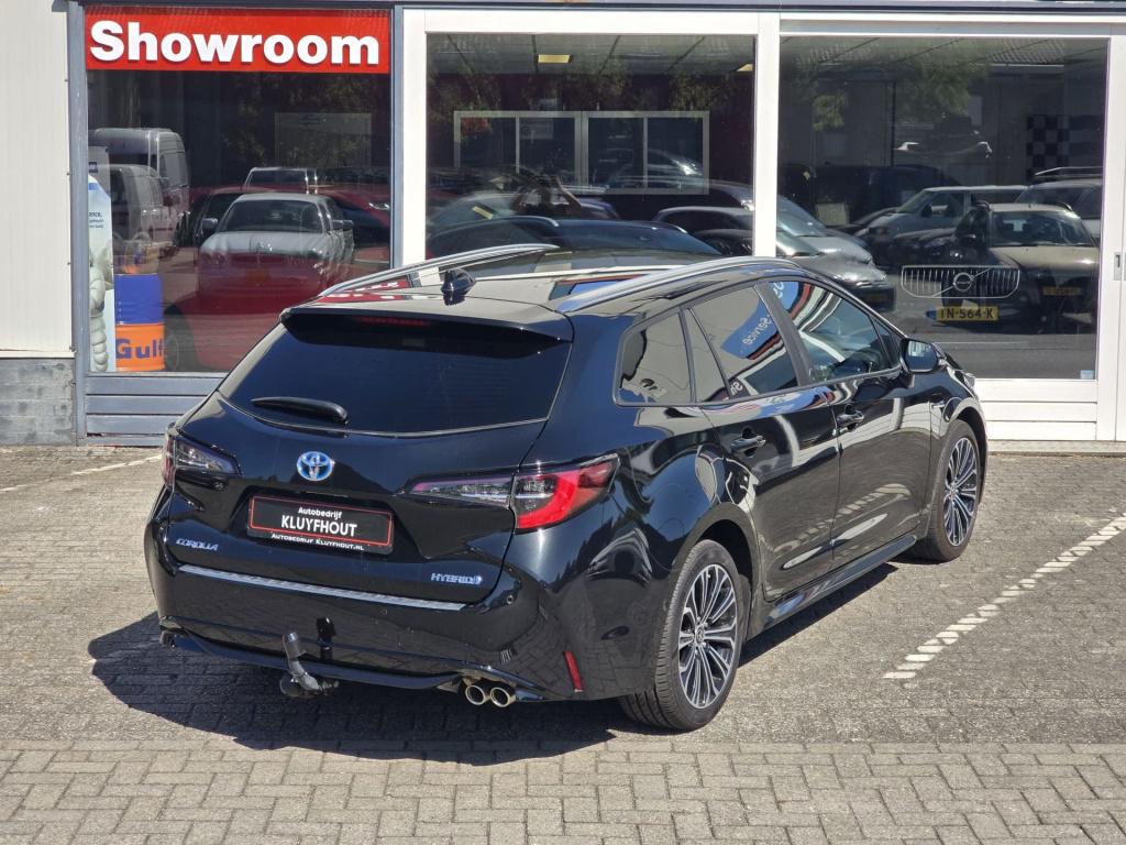 Toyota Corolla Touring Sports 2.0 hybrid dynamic