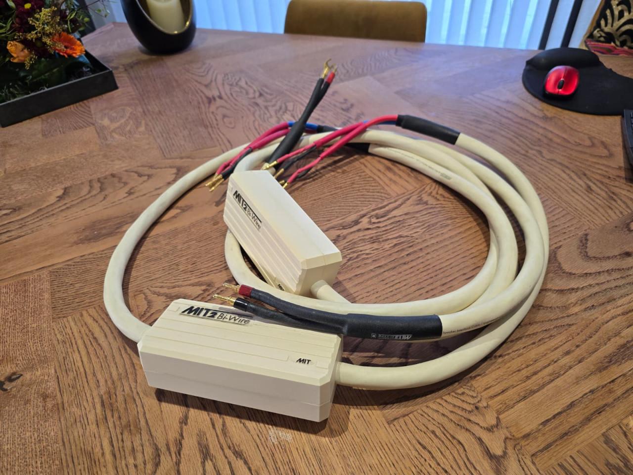 MIT speakercable