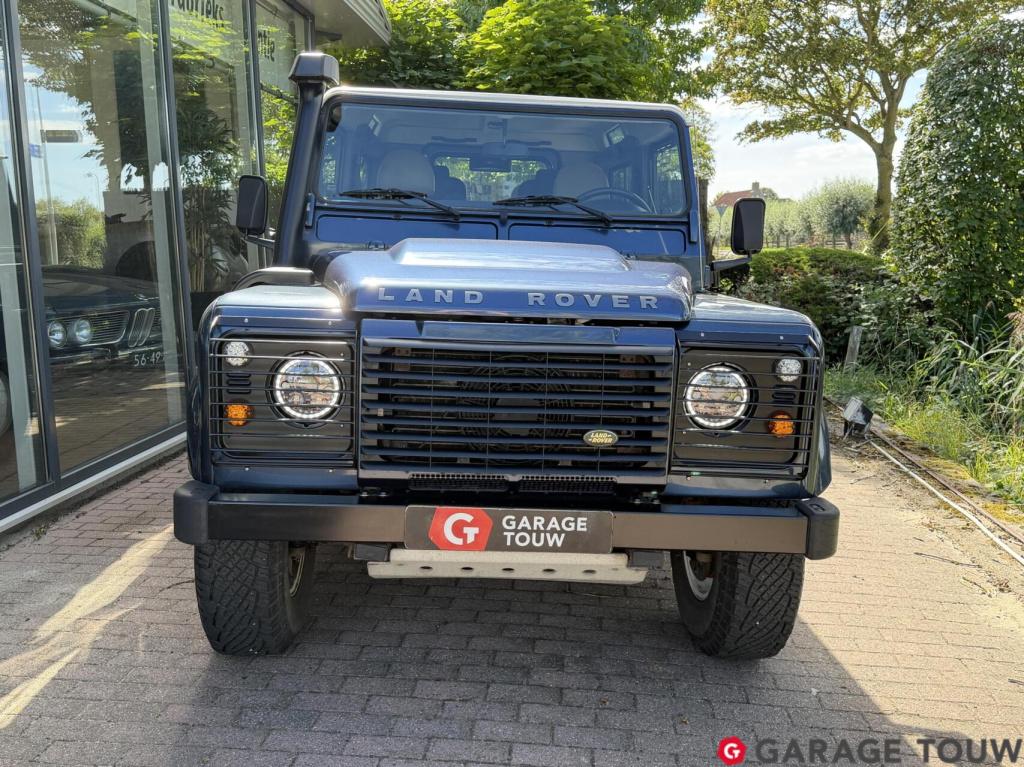 Land Rover Defender 2.4 td 90 sw se