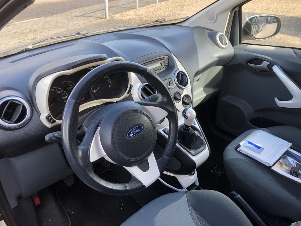 Ford KA 1.2 titanium x s/s
