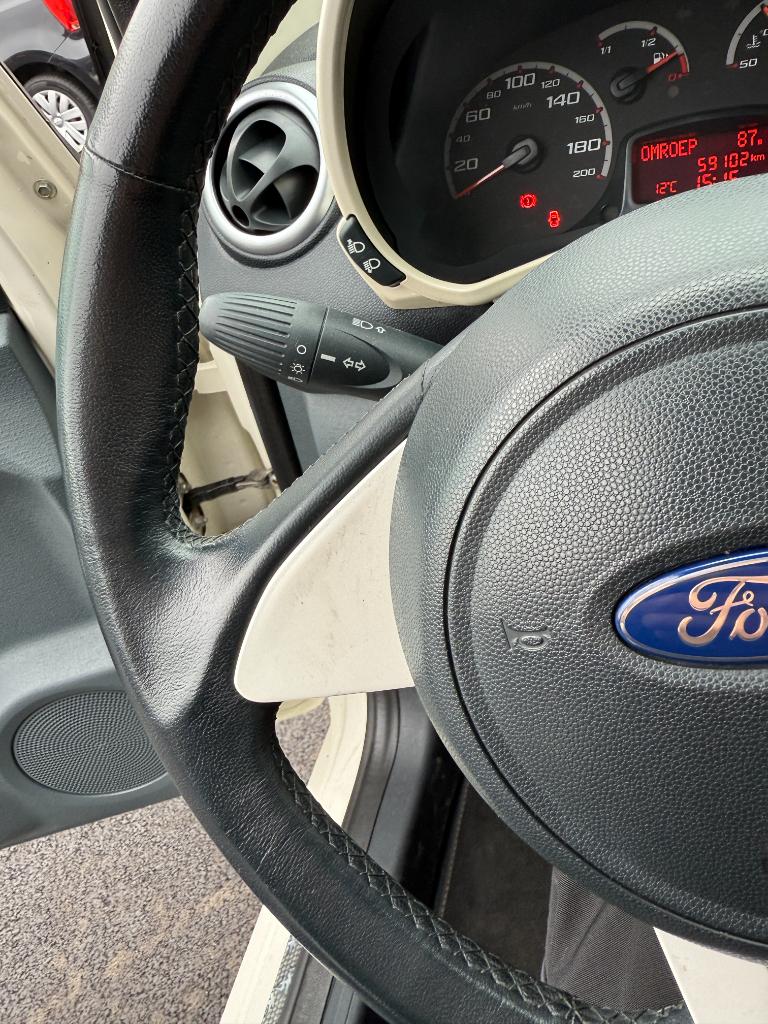 Ford KA 1.2 - cool&sound - airco