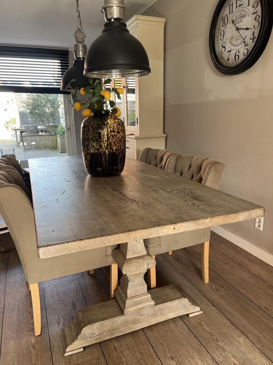 Landelijke eettafel – 220 cm – massief hout