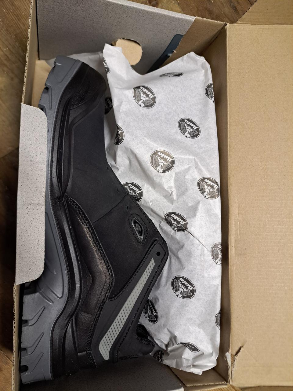 BATA werkschoenen 44