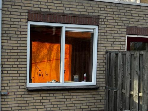 Te koop; kunststof kozijn