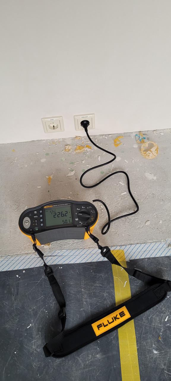 Elektricien nodig? Vast tarief | Snel beschikbaar (ook ’s avonds)