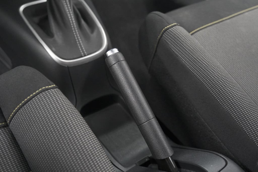 Citroen C3 puretech 110 eat6 max | camera | parkeersensoren | navigatie | a