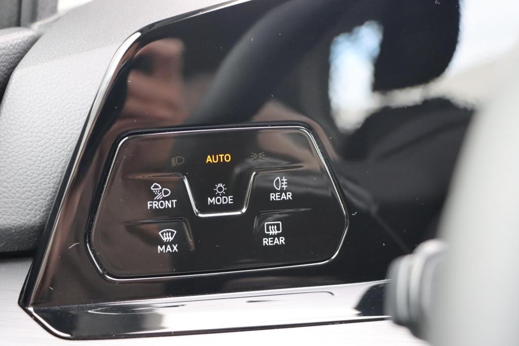 Volkswagen Golf 1.4 ehybrid style 204pk dsg6 | memory/massagestoelen | stuu