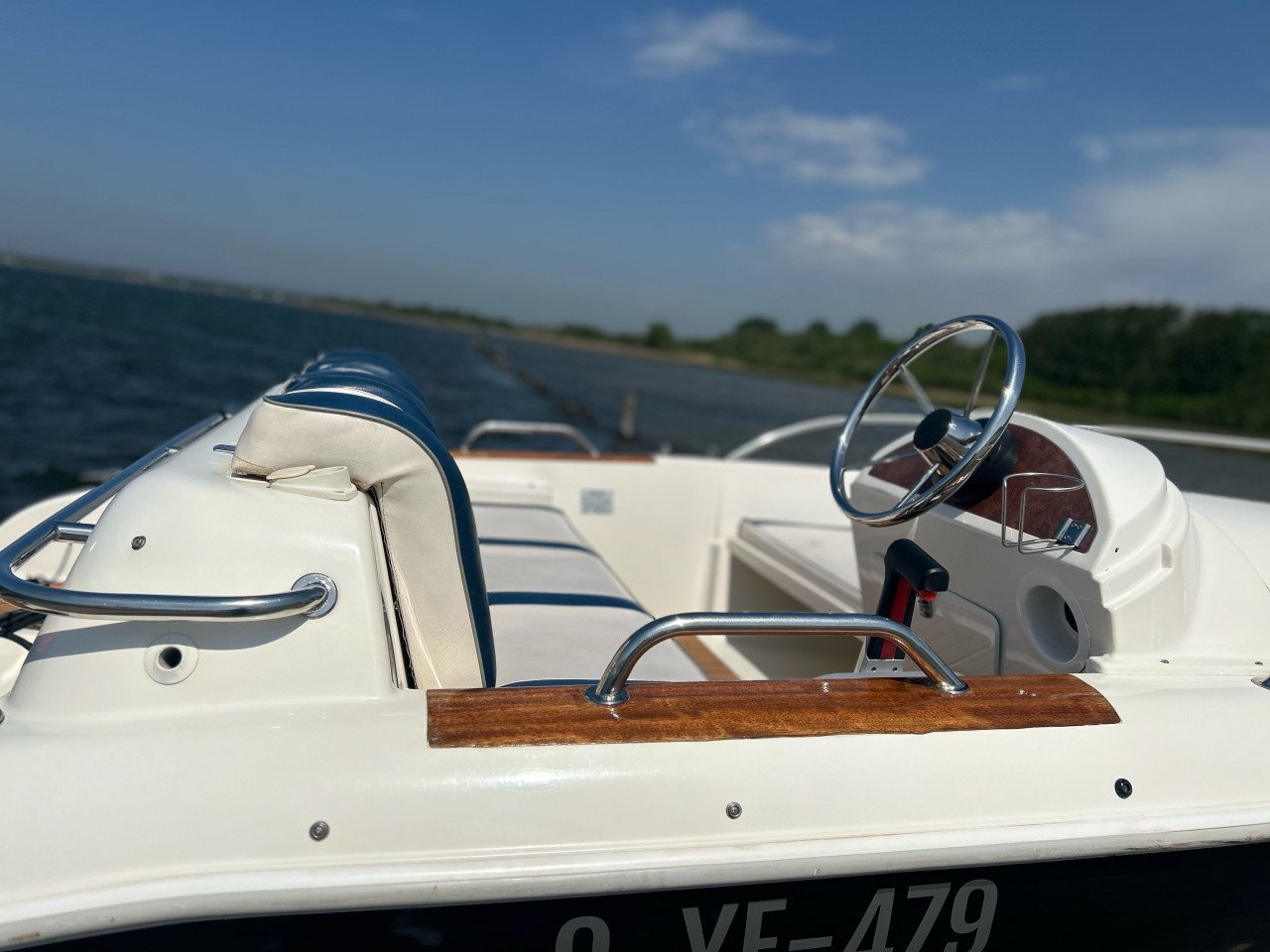 Tk -Quicksilver 425 Commander met Mercury 50PK buitenboordmotor – Zeer net