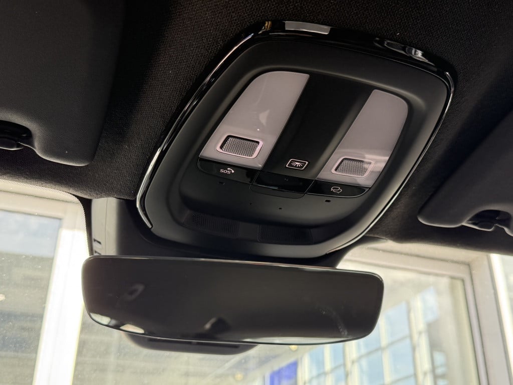 Volvo Ex40 extended range plus dark | extra getint glas | dak contrasterend