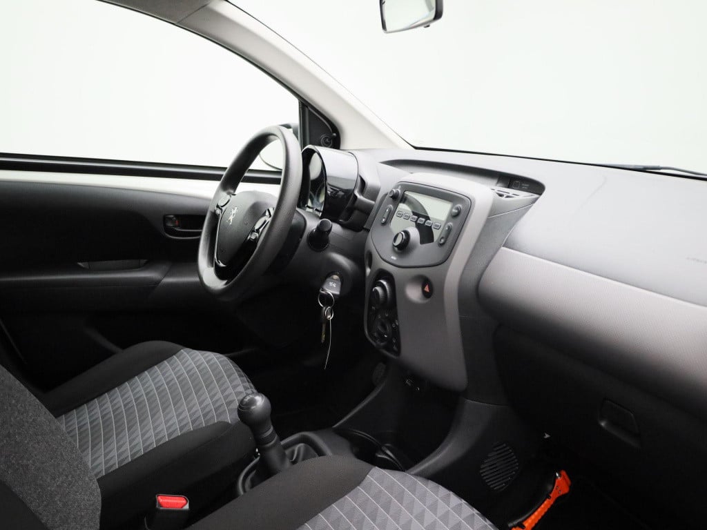 Peugeot 108 1.0 e-vti active | lage km stand! | bluetooth | airco | dab |