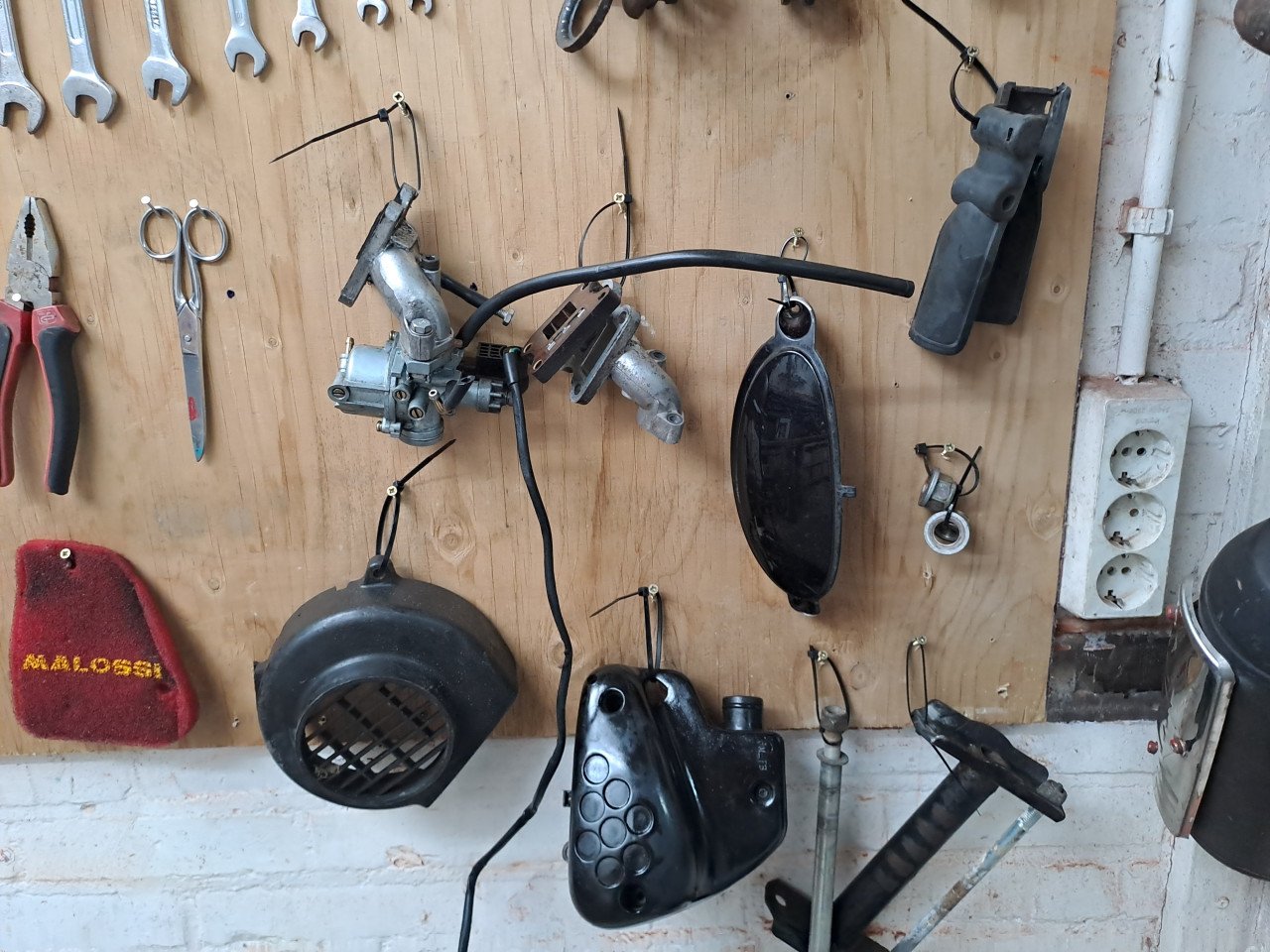 Te koop grote party peugeot vivacity onderdelen