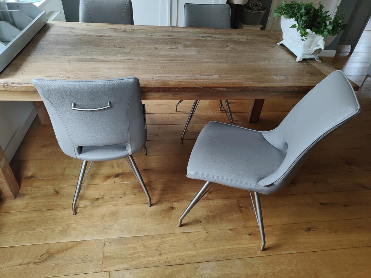 Set van vier eetkamerstoelen