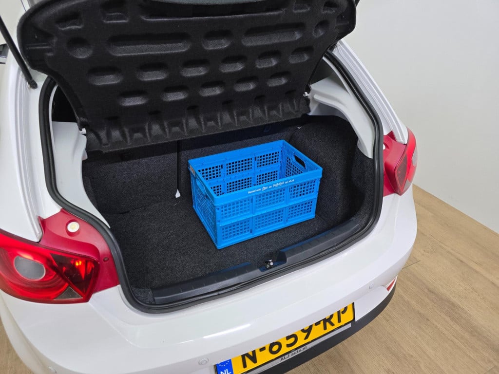 Seat Ibiza occasion 1.2 tsi sport edition met cruisecontrol en luxe radio |