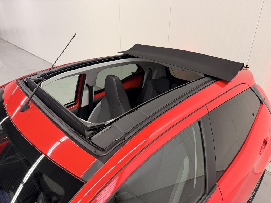 Toyota Aygo 1.0 vvt-i x-joy