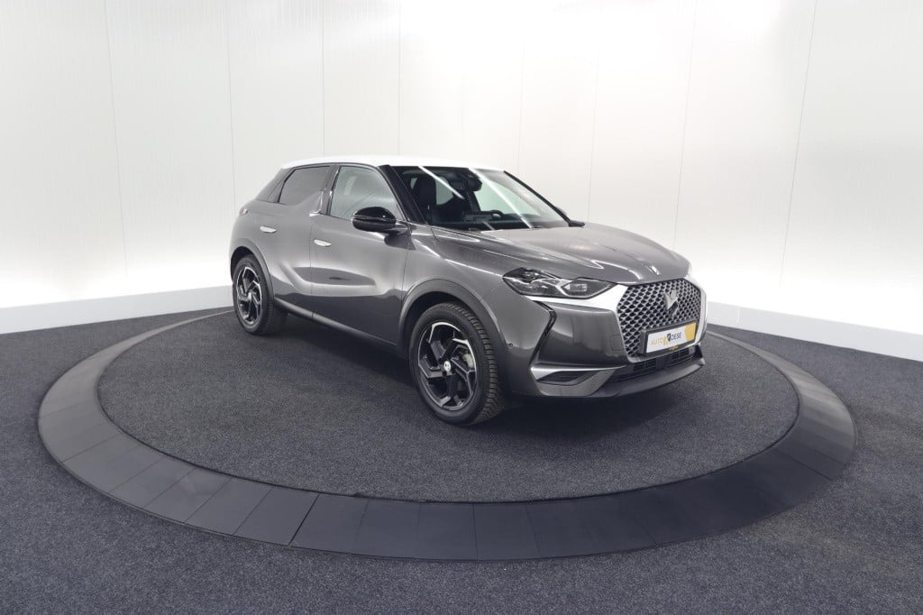 Ds Ds 3 crossback 50 kwh e-tense so chic | camera | dodehoekdetectie | head