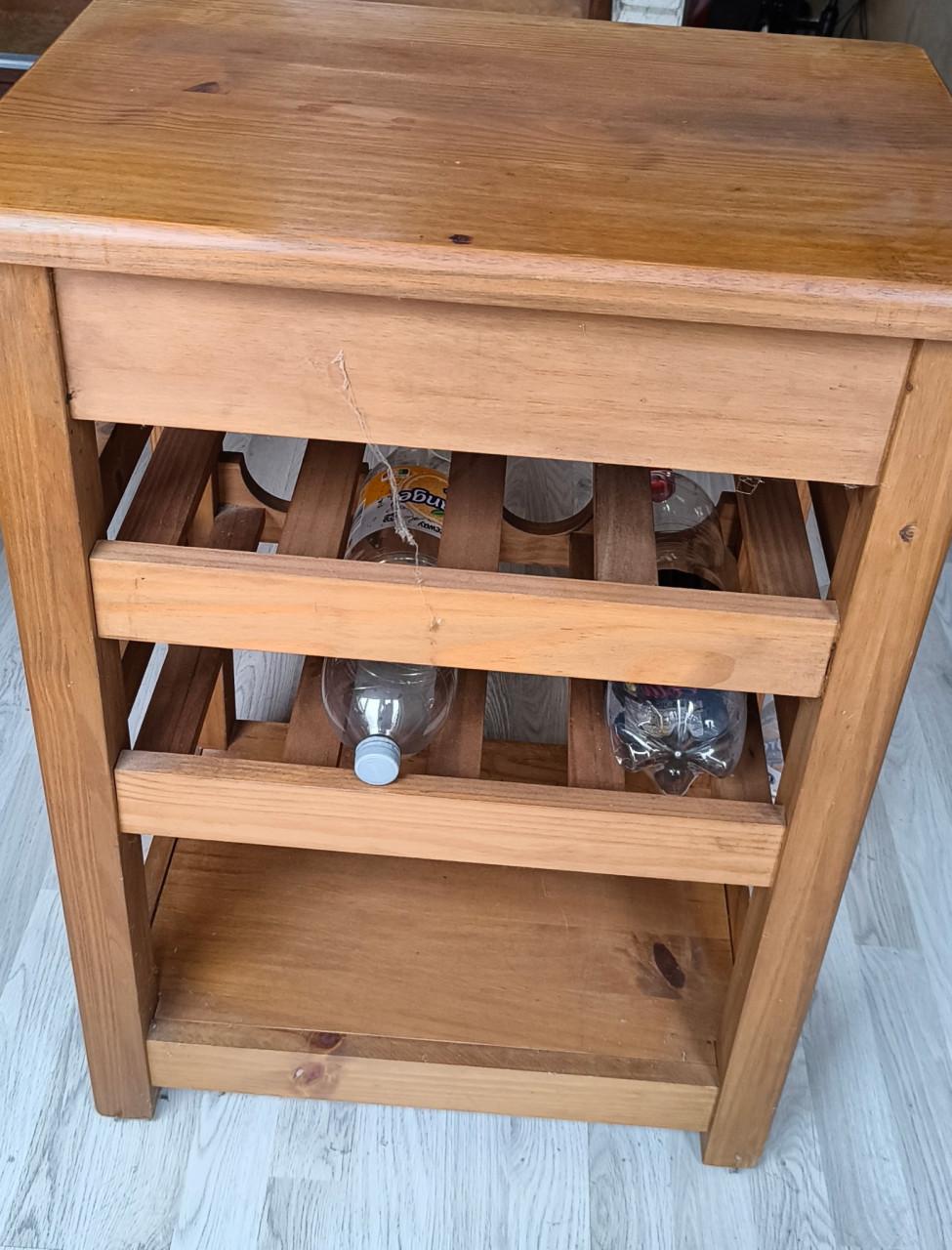 Houten wijnrek voor 8 flessen met lade en legplank