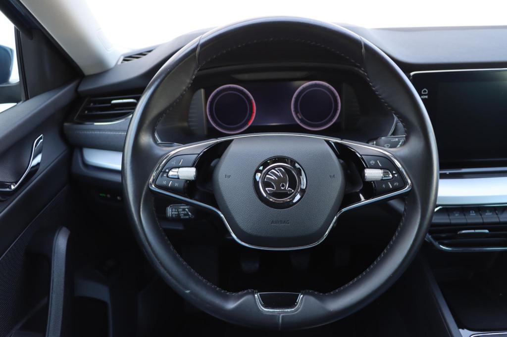Skoda Octavia combi 1.5 tsi first edition 150pk