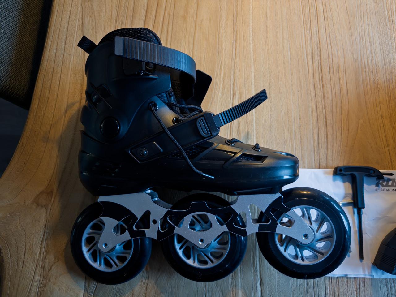 Roces Ego 3x110 maat 39 skates / skeelers / inline skates