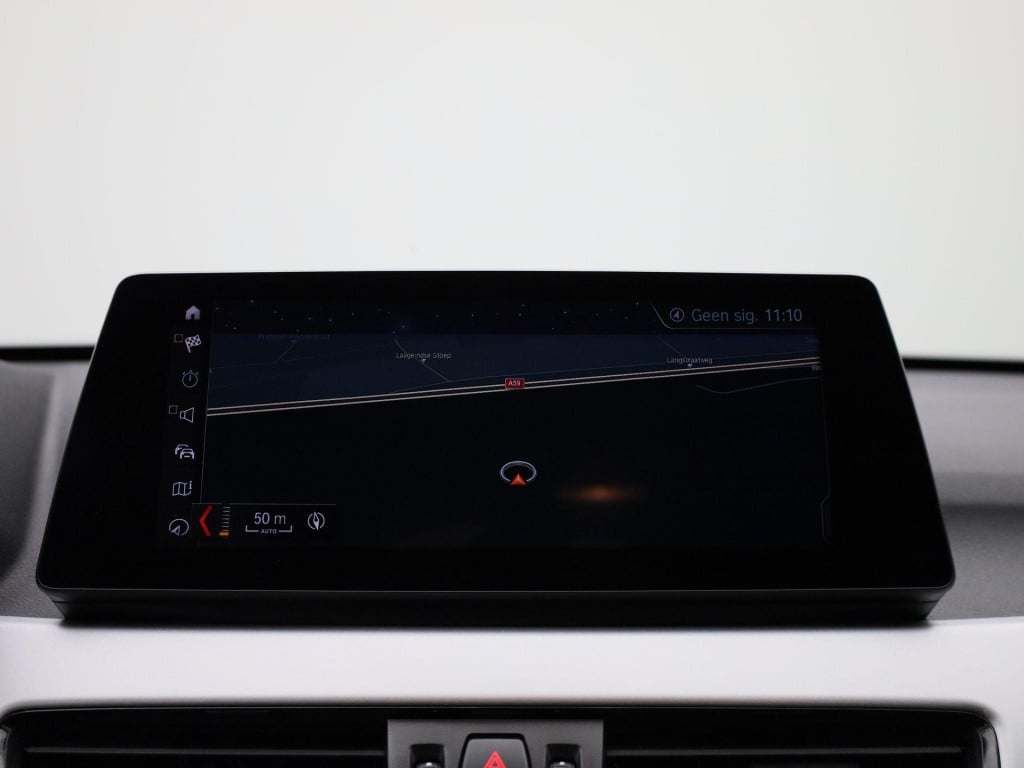 BMW X1 xdrive25e executive | automaat | lmv | parkeer sensoren | camera | c