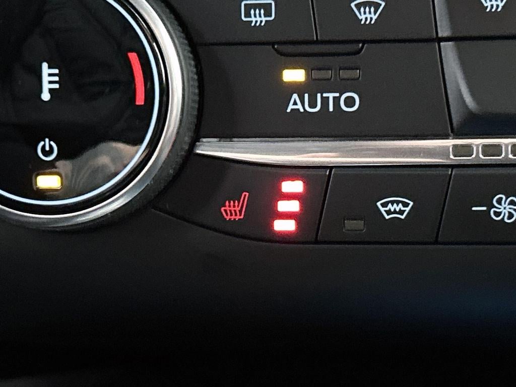 Ford Kuga 2.5 phev st-line x winter pack | apple carplay / android auto | b