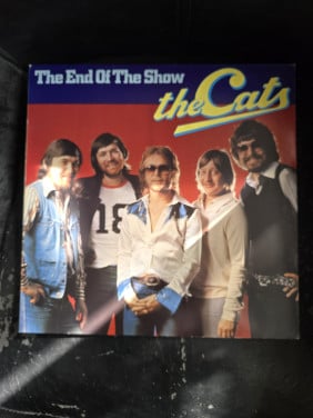 LP van The Cats - The End Of The Show. Alle tophits.