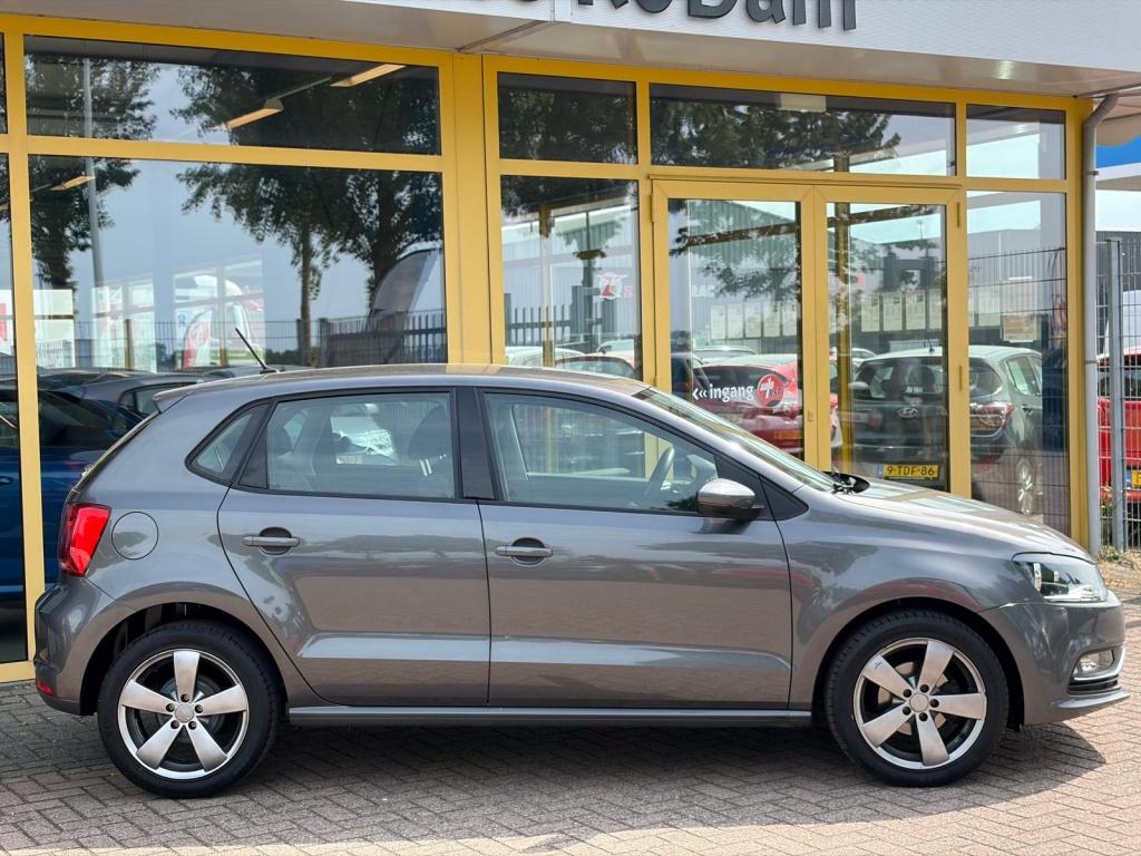 Volkswagen Polo 1.0 | 76.373 km!