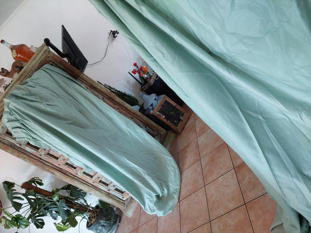 2x overgordijnen mintgroen als nieuw