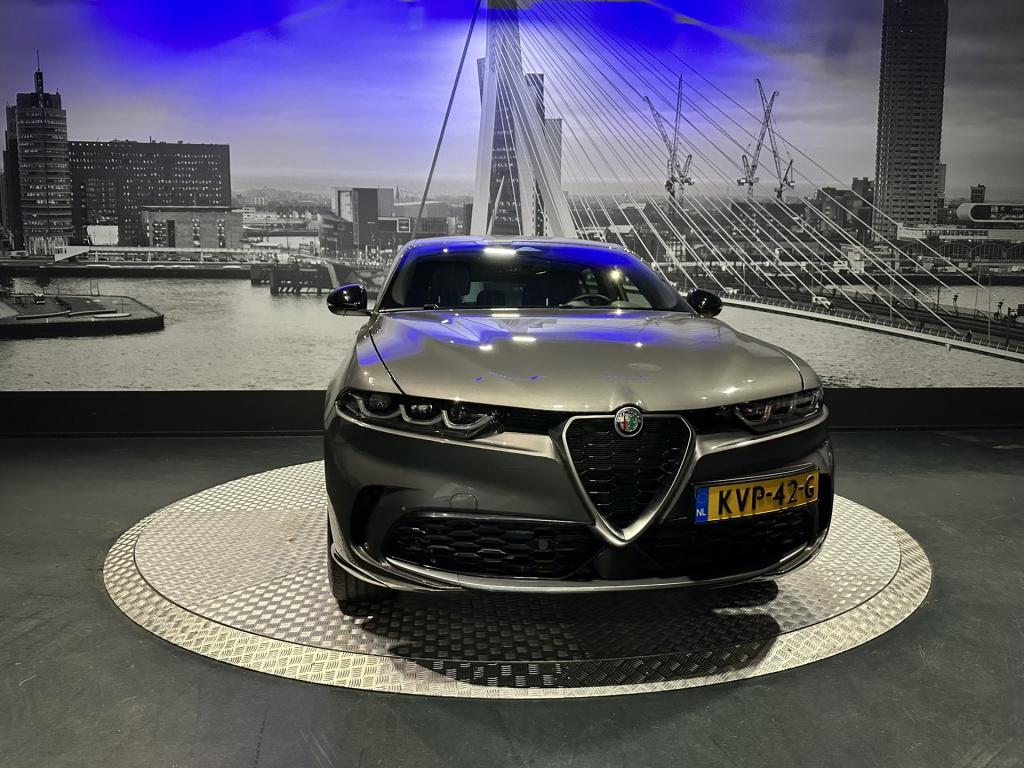 Alfa Romeo Tonale 1.3 ibrida plug-in q4