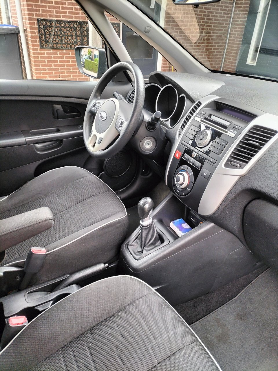TE KOOP: KIA VENGA 1.4