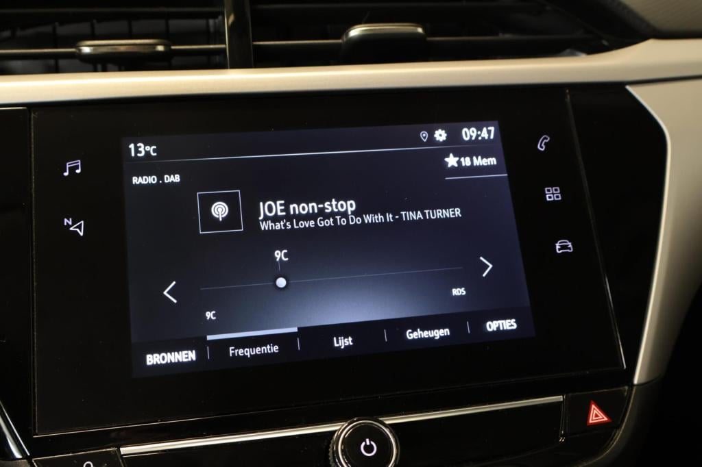 Opel Corsa 1.2 edition appconnect, airco, cruise,