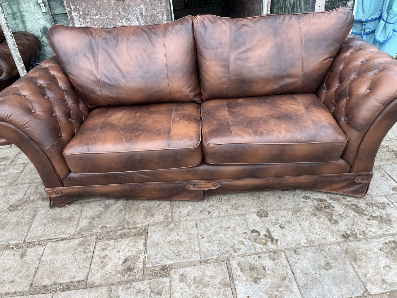 Bank en 2 fauteuils chesterfield look