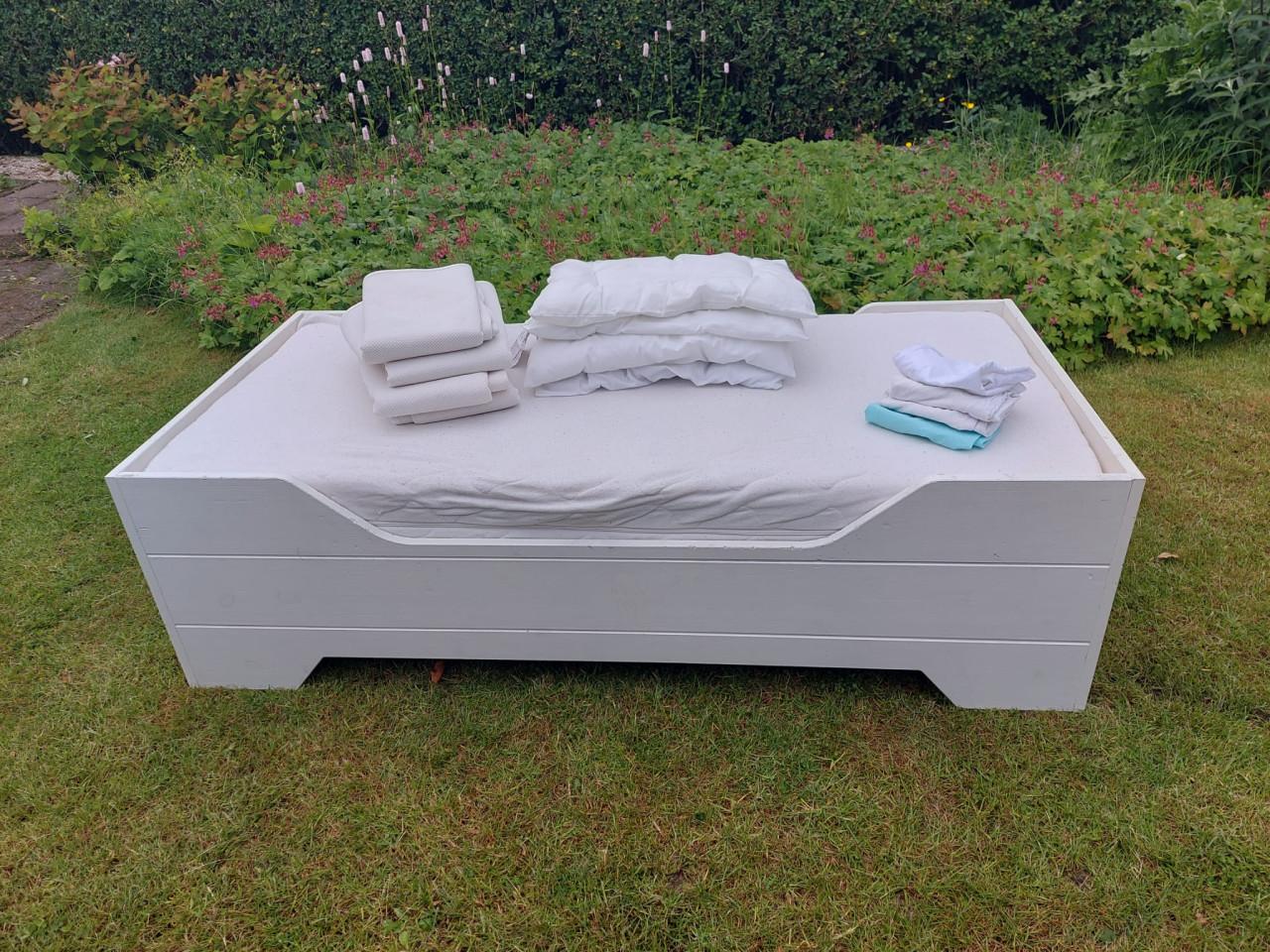 Z.g.a.n. peuterbed + lattenbodem+matras + vele extra's