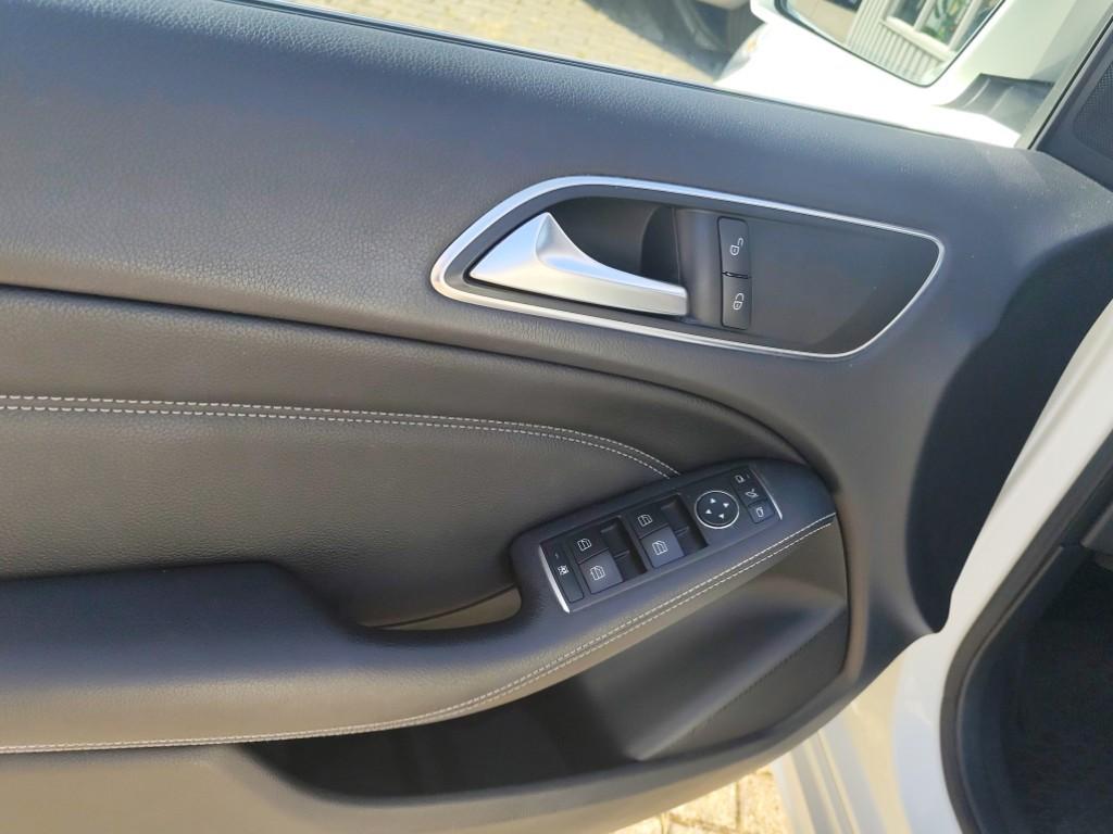 Mercedes-Benz B-Klasse 180 ambition