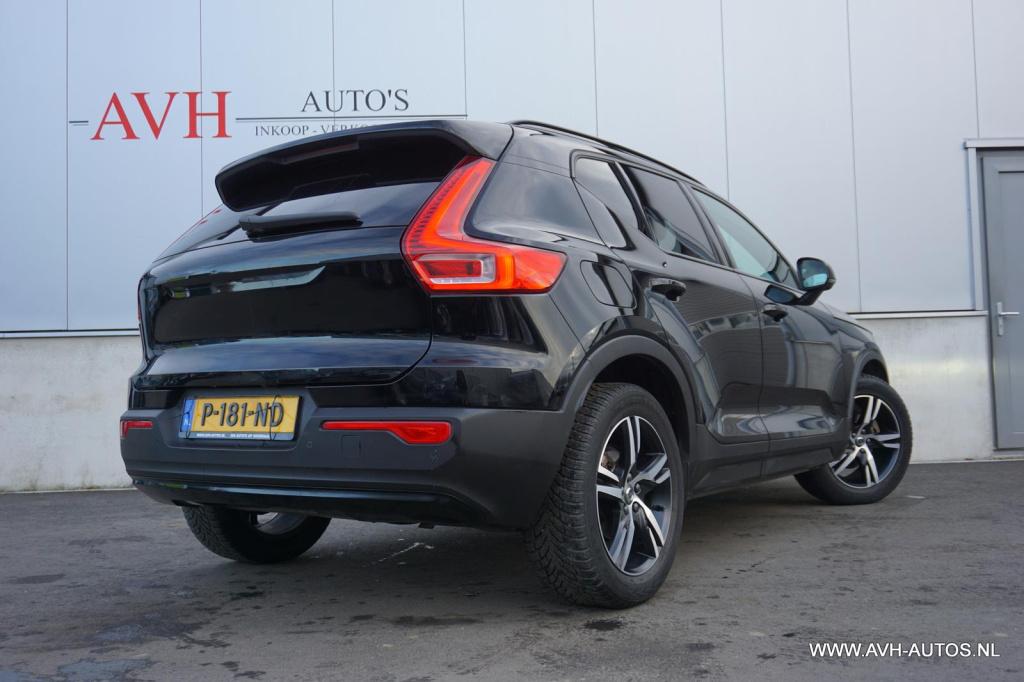 Volvo XC40 1.5 t2 r-design