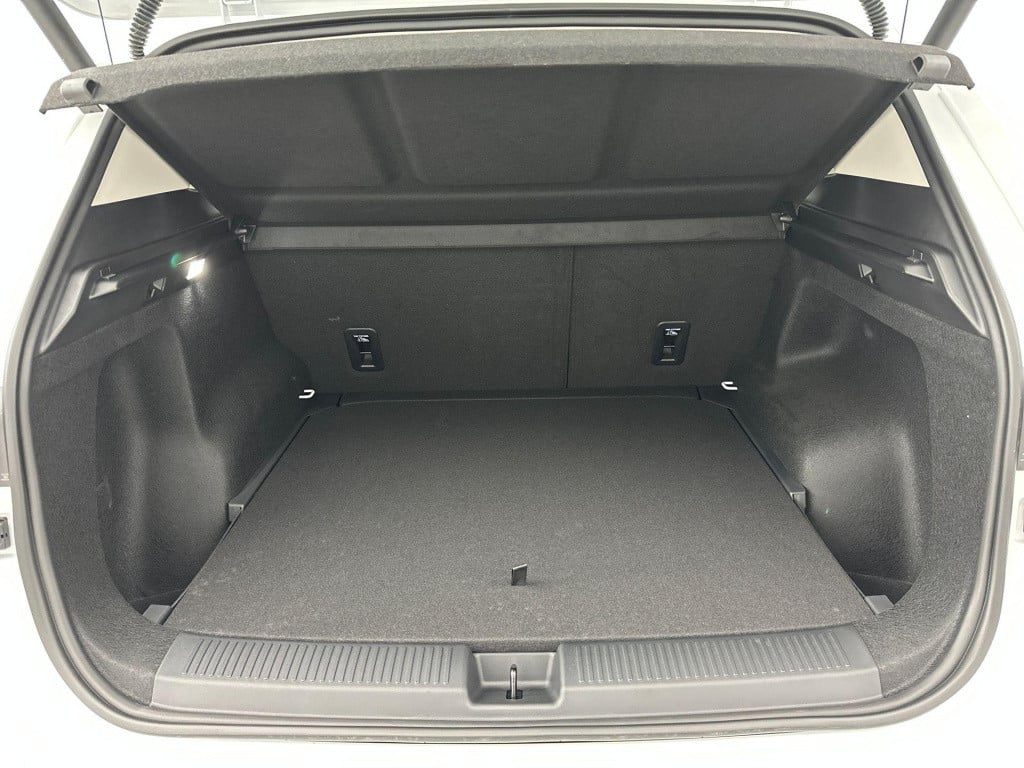 MG Mgs5 Ev luxury 64 kwh | €1.500,- inruilbonus | incl. gratis iphone 16 of